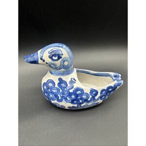 MA Hadley Blue White Floral Duck Planter Trinket Ashtray Pottery Figurine Farm